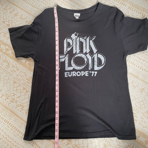 Pink Floyd graphic tee ✨ - Picture 5 of 6